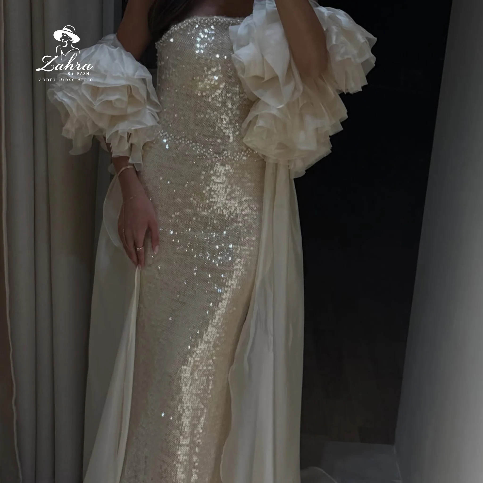 Champagne Strapless Bustier Evening Dresses Elegant Shimmer Sequin Mesh Prom Dresses Removable Layered Ruffle Chiffon Party Gown
Champagne Strapless Bustier Evening Dresses Elegant Shimmer Sequin Mesh Prom Dresses Removable Layered Ruffle Chiffon Party Gown