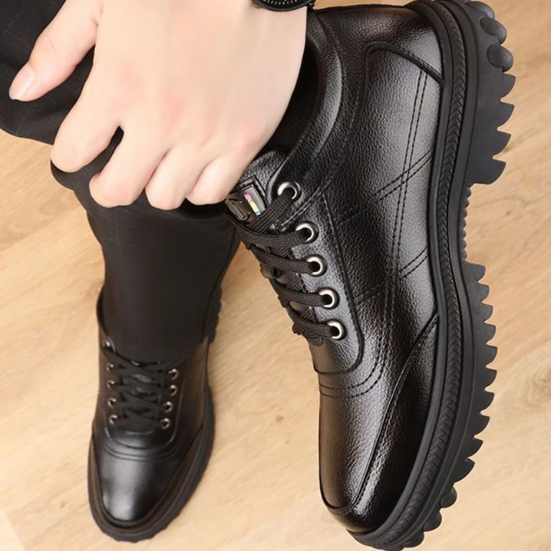 Зимние ботинки для мужчин, повседневная зимняя обувь на шнуровке, мужская теплая морозостойкая флисовая обувь, роскошные уличные походные толстые плюшевые бренды, новинка на меху
Зимние ботинки для мужчин, повседневная зимняя обувь на шнуровке, мужская теплая морозостойкая флисовая обувь, роскошные уличные походные толстые плюшевые бренды, новинка на меху