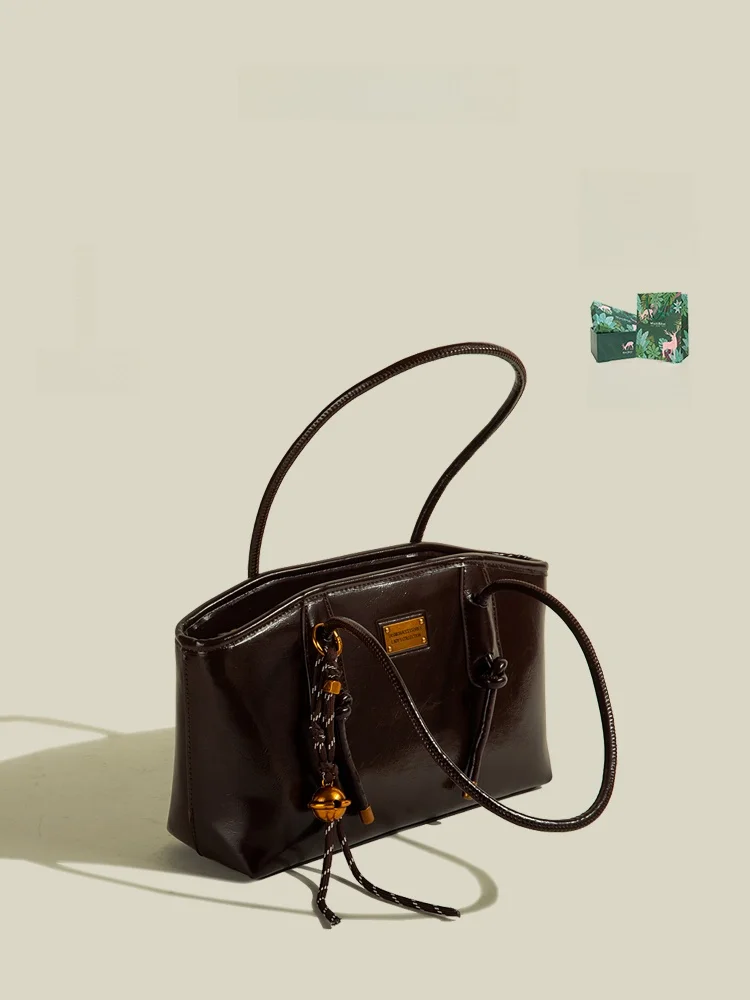 MuziKai Large Capacity Soft Leather Shoulder Bag Women's 2026 New Spring Summer Simple Retro Commuter Bag for Work
MuziKai Large Capacity Soft Leather Shoulder Bag Women's 2026 New Spring Summer Simple Retro Commuter Bag for Work