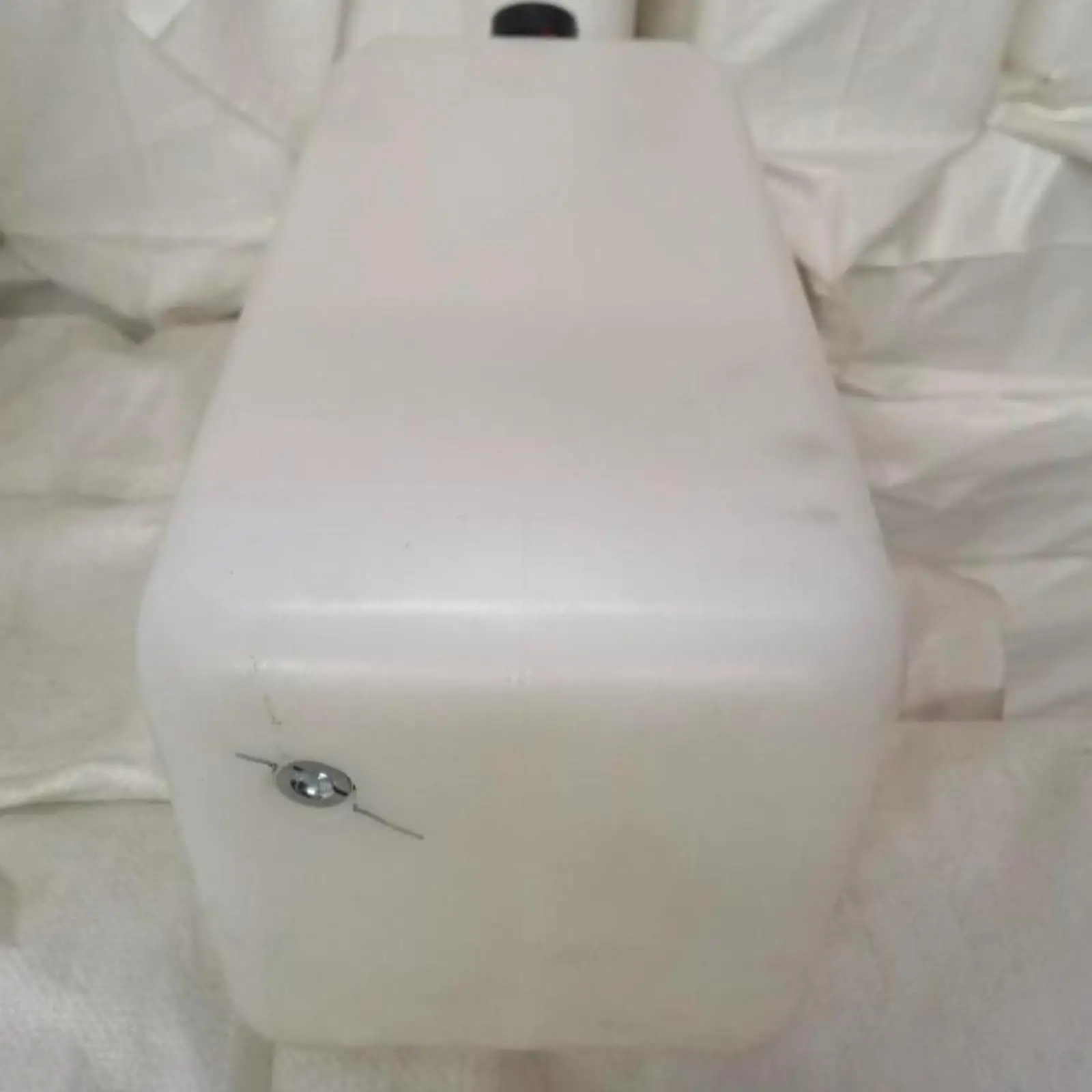 Lift Hydraulic Storage Oil Pot Lift Oil Container Portable Lifting Machine Oil
Lift Hydraulic Storage Oil Pot Lift Oil Container Portable Lifting Machine Oil