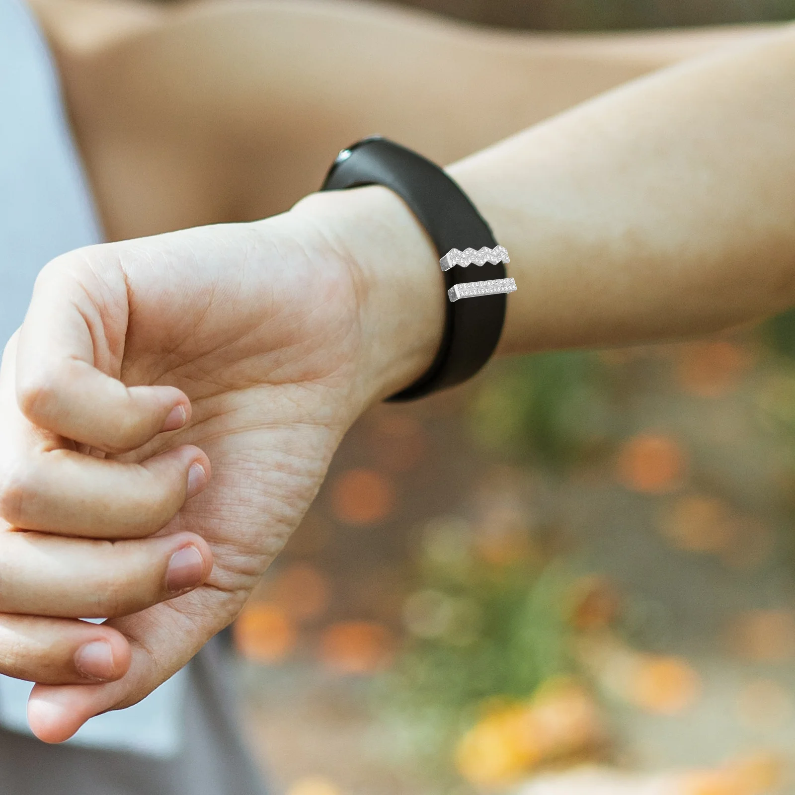 3pcs Silicone Watch Band Decorative Rings Metal Rhinestone Charms For Smartwatch Strap Personalization Watchband Charm
3pcs Silicone Watch Band Decorative Rings Metal Rhinestone Charms For Smartwatch Strap Personalization Watchband Charm