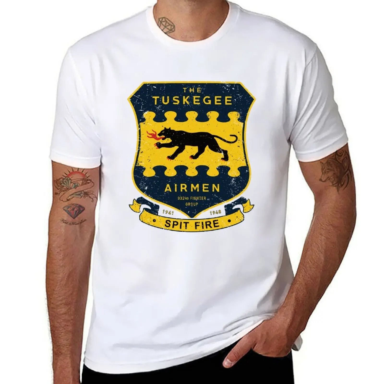 Tuskegee Airmen 332nd Fighter Squadron T-Shirt t shirt custom print t shirt men 100% cotton luxury brand T-Shirt
Tuskegee Airmen 332nd Fighter Squadron T-Shirt t shirt custom print t shirt men 100% cotton luxury brand T-Shirt