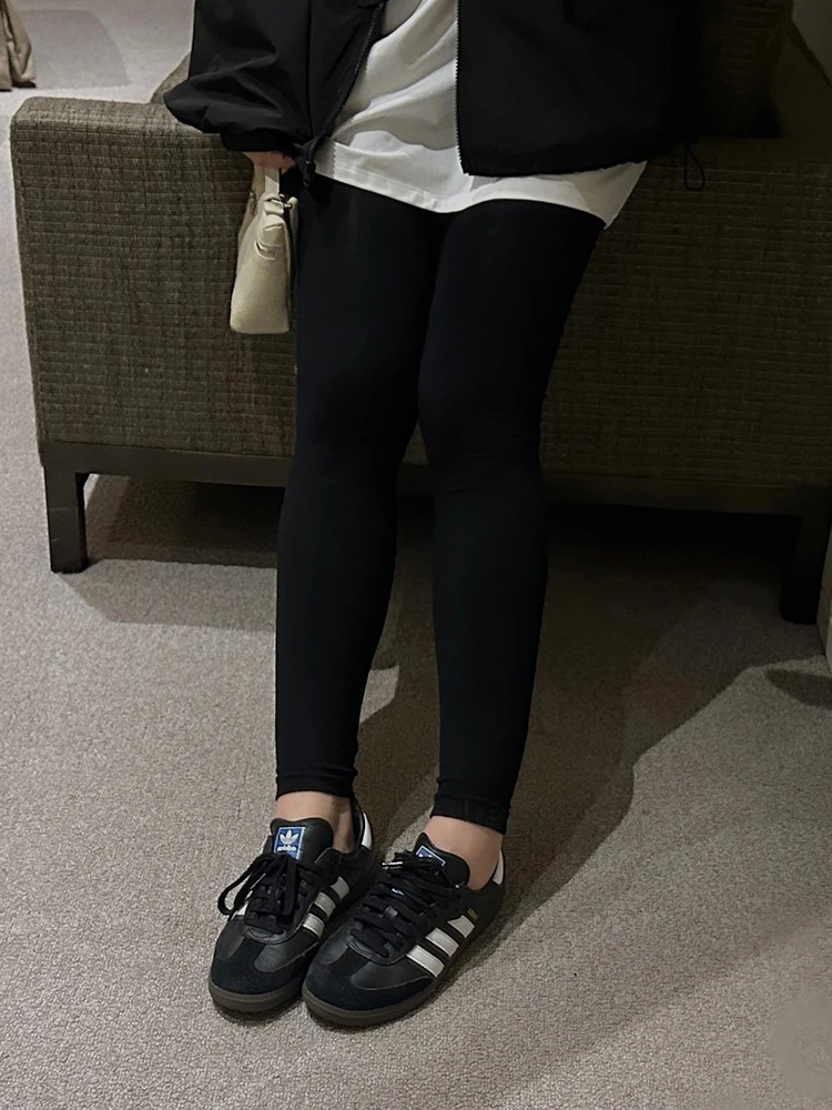 Теплые брюки больших размеров с высокой талией для женщин, осенние модные эластичные утягивающие брюки, подходящие для всех типов фигуры
Теплые брюки больших размеров с высокой талией для женщин, осенние модные эластичные утягивающие брюки, подходящие для всех типов фигуры