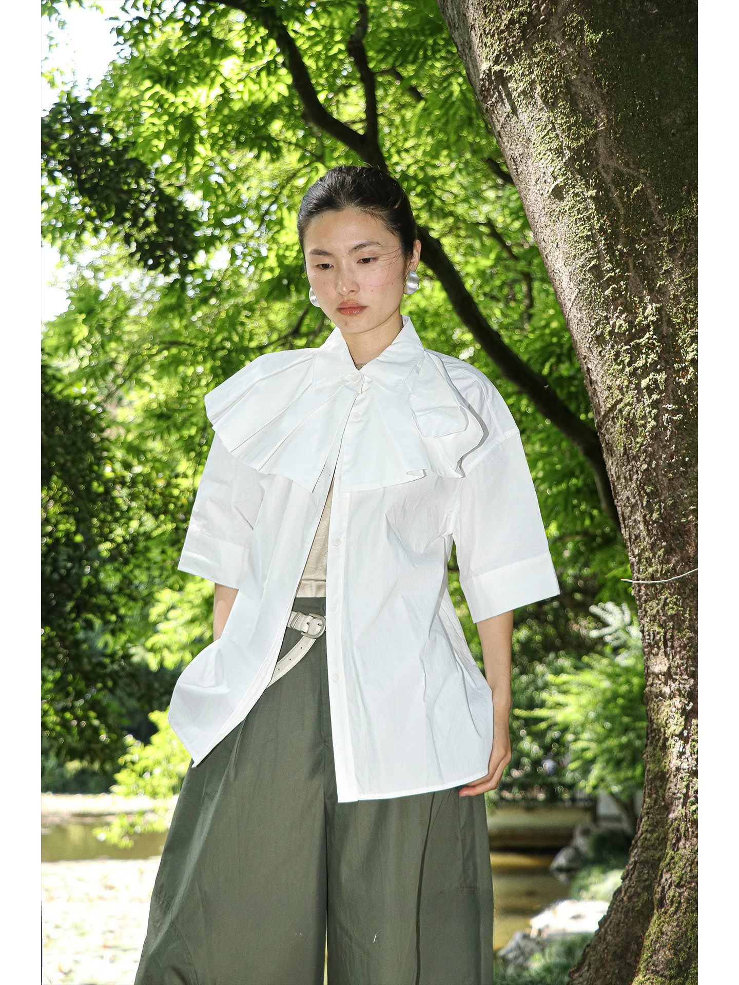 Cloud Feather Light Cover Original New Chinese Style Cotton Shirt Short Sleeve Loose Fit Commute Style Pure Cotton Fabric
Cloud Feather Light Cover Original New Chinese Style Cotton Shirt Short Sleeve Loose Fit Commute Style Pure Cotton Fabric