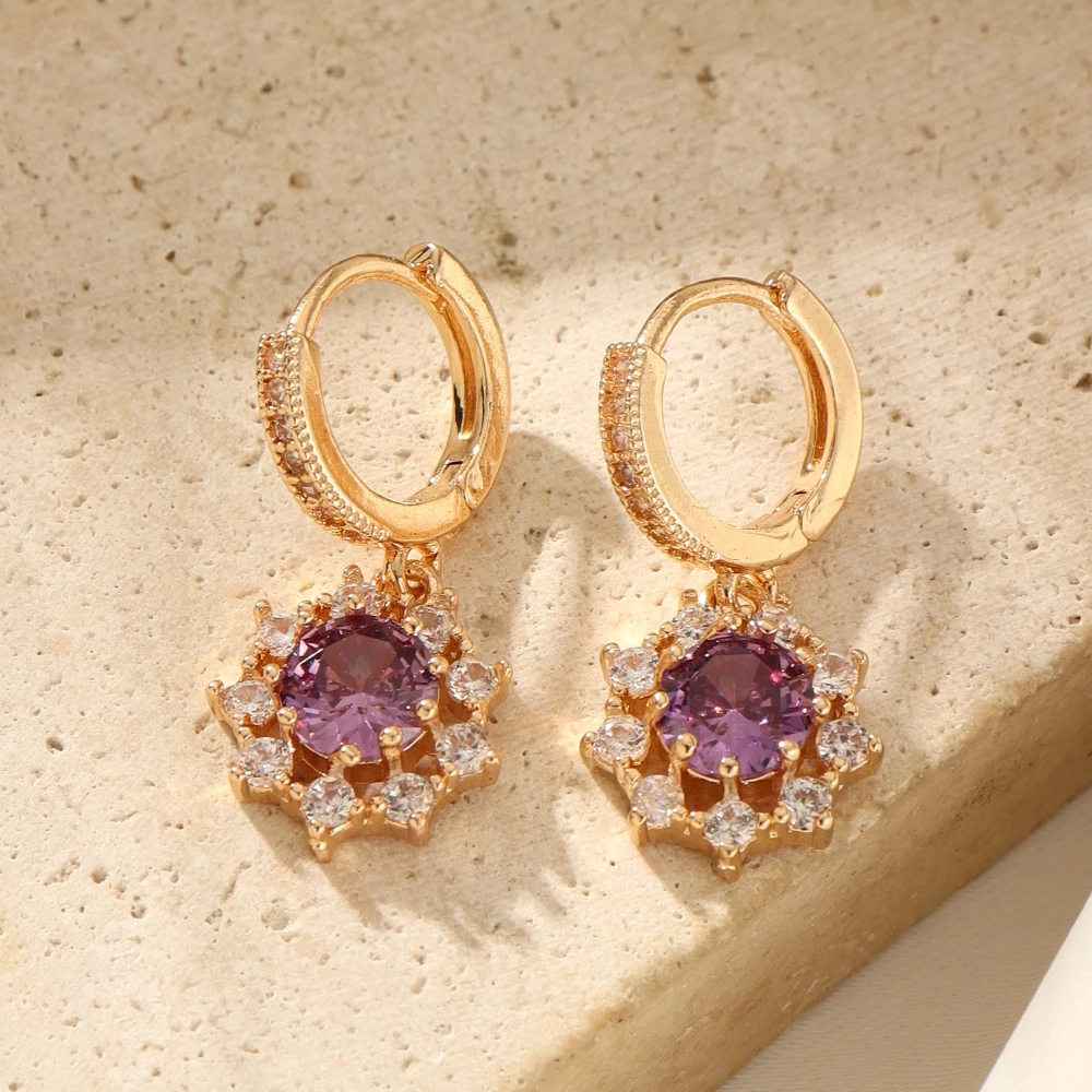 Shiny Geometric Zirconia Dangle Earrings for Women 2025 New Fashion Golden Drop Earring Wedding Party Jewelry Accessories
Shiny Geometric Zirconia Dangle Earrings for Women 2025 New Fashion Golden Drop Earring Wedding Party Jewelry Accessories