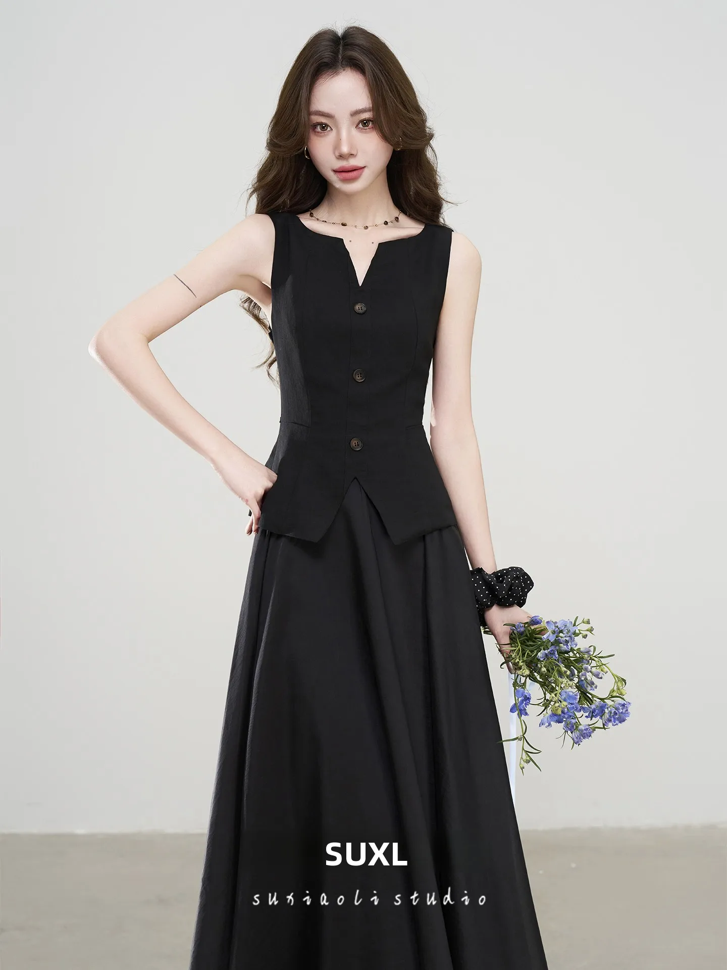 Summer New Style Black Sleeveless Vest Dress Formal Commute Wear Fake Two-Piece Dress Light Maturity Style Women's Dress
Summer New Style Black Sleeveless Vest Dress Formal Commute Wear Fake Two-Piece Dress Light Maturity Style Women's Dress