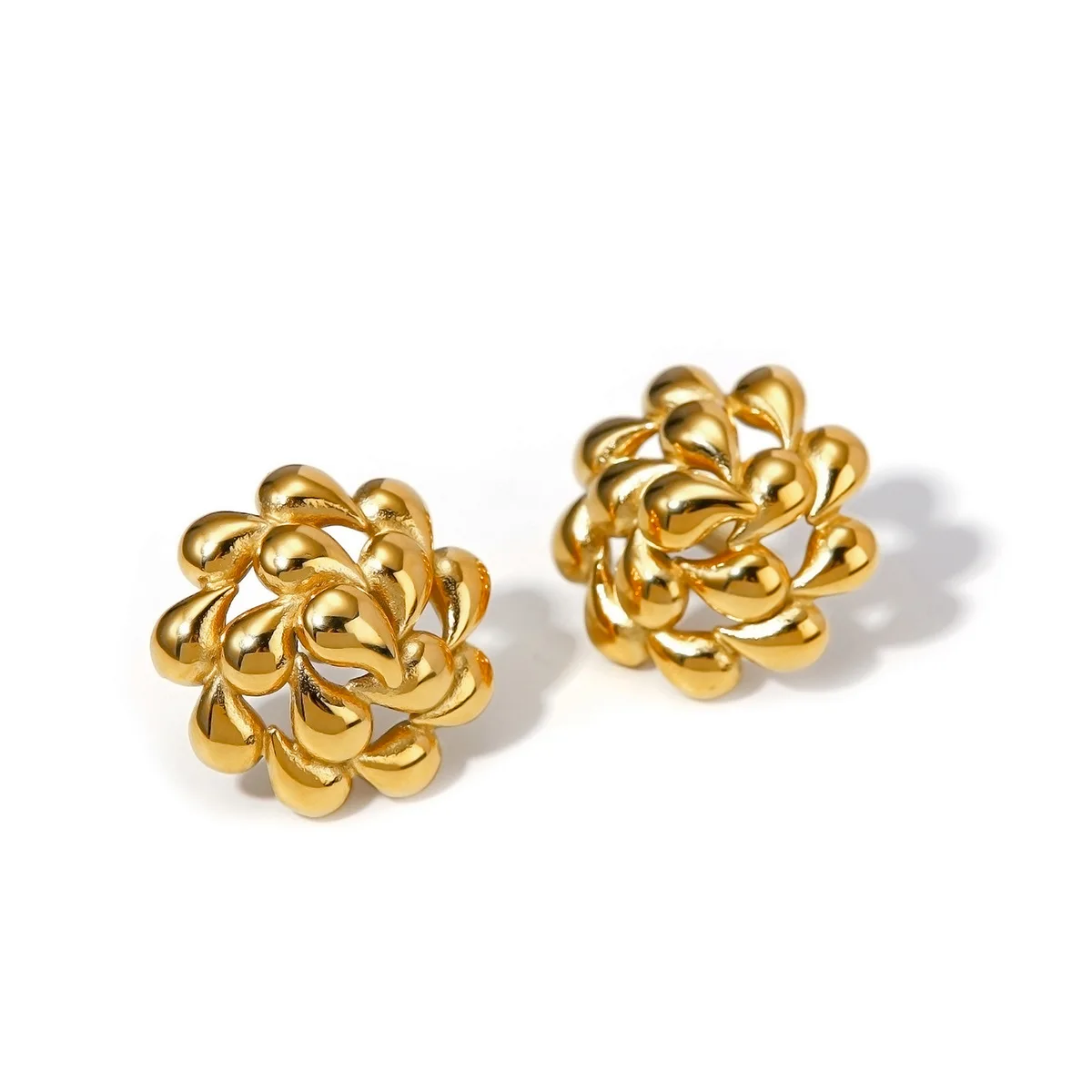 Stainless Steel PVD 18K Gold Plated Tarnish Flower Stud Earrings For Woman Jewelry Wholesale Summer Trendy
Stainless Steel PVD 18K Gold Plated Tarnish Flower Stud Earrings For Woman Jewelry Wholesale Summer Trendy