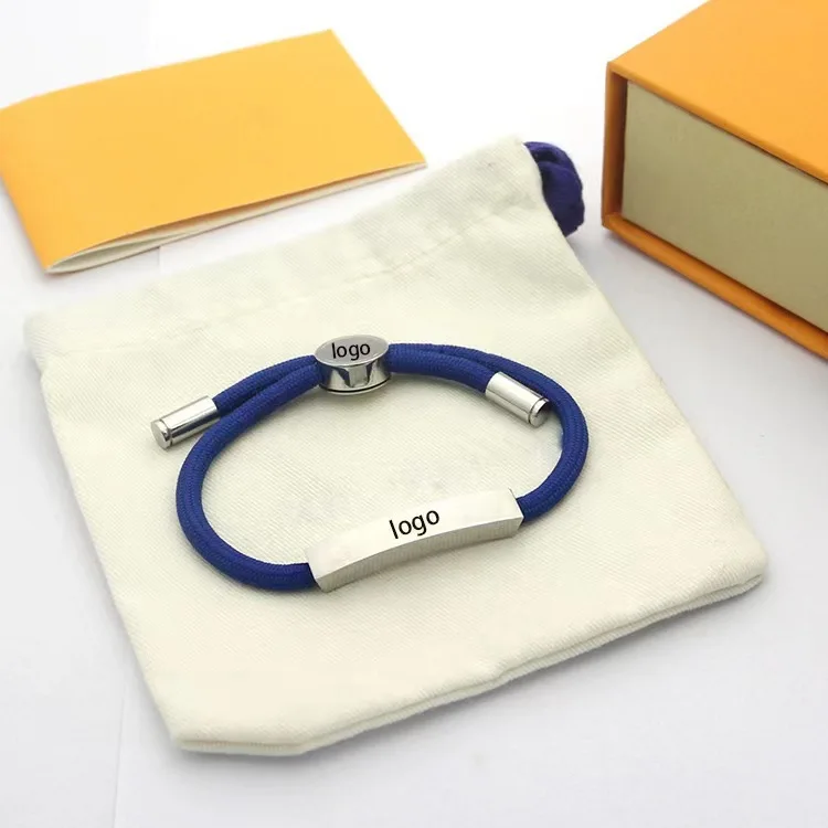 Телескопический многоцветный браслет для пары, сложенный из титановой стали, изогнутая труба, браслет, браслет с буквами
Телескопический многоцветный браслет для пары, сложенный из титановой стали, изогнутая труба, браслет, браслет с буквами