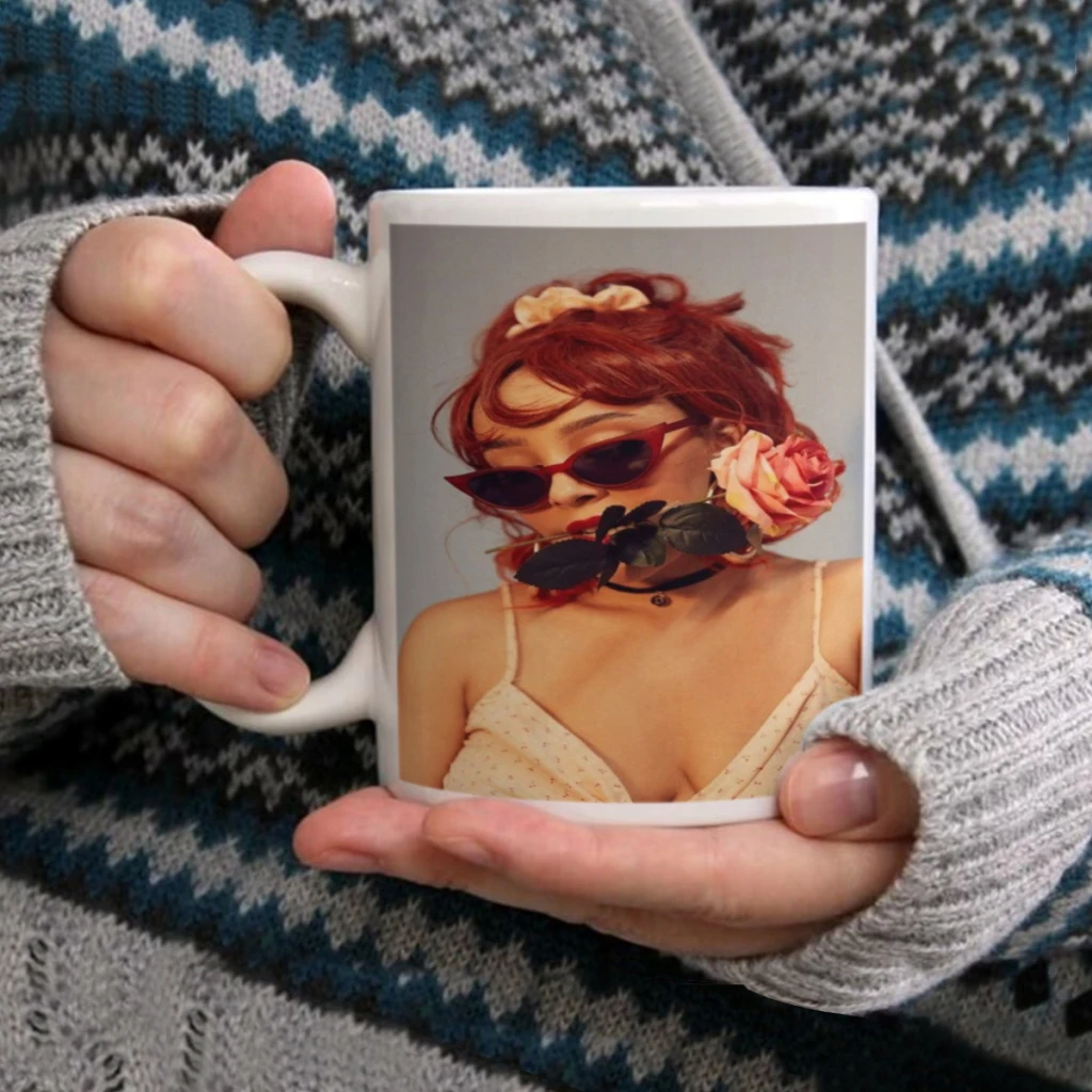 Doja Cat Scarlet Singer 11oz Afternoon Tea Mug Multifunctional Ceramic Coffee Mug Porcelain Coffee Cup Drinking Cup
Doja Cat Scarlet Singer 11oz Afternoon Tea Mug Multifunctional Ceramic Coffee Mug Porcelain Coffee Cup Drinking Cup