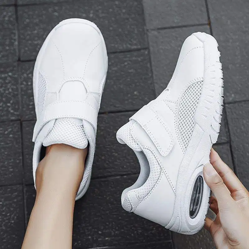 New Men's and Women's Low-cut Soft-soled Casual Shoes, High-quality Ladies' Flat-bottomed Breathable Sneakers and Women's Shoes
New Men's and Women's Low-cut Soft-soled Casual Shoes, High-quality Ladies' Flat-bottomed Breathable Sneakers and Women's Shoes