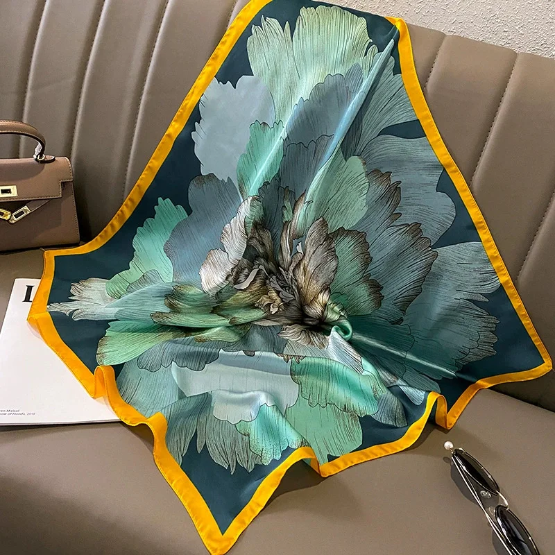 Women Foulard Silk Winter Headcloth Luxury Design Print Beach Shawls Popular 70X70CM Beach Scarves 2022 New Fashion Smooth Hijab
Women Foulard Silk Winter Headcloth Luxury Design Print Beach Shawls Popular 70X70CM Beach Scarves 2022 New Fashion Smooth Hijab