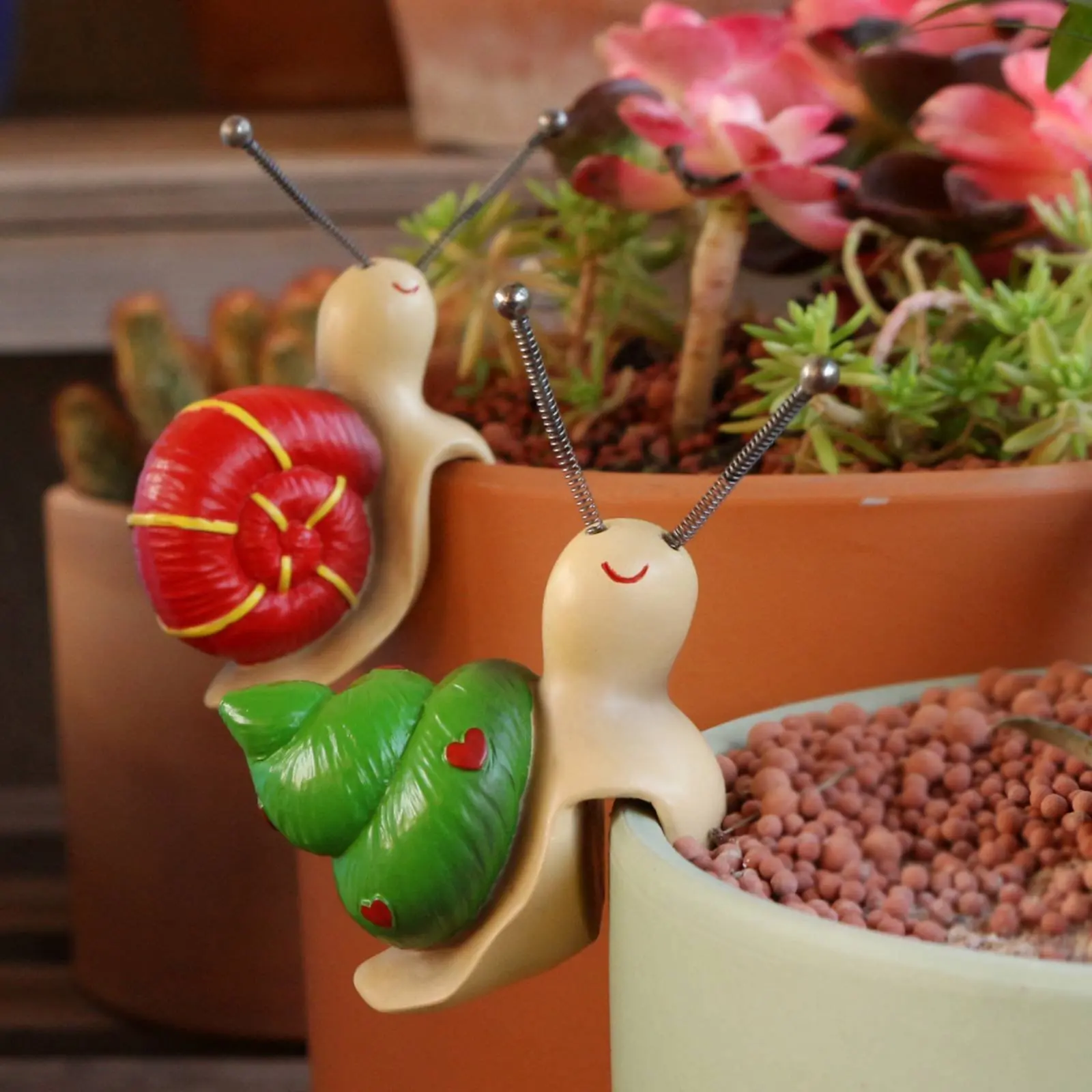 2 Pieces Resin Snail Statue Set Cute Design Snail Pot Hanger Flower Pot Hugger Great Gift House Decoration for Patio, Windowsill
2 Pieces Resin Snail Statue Set Cute Design Snail Pot Hanger Flower Pot Hugger Great Gift House Decoration for Patio, Windowsill