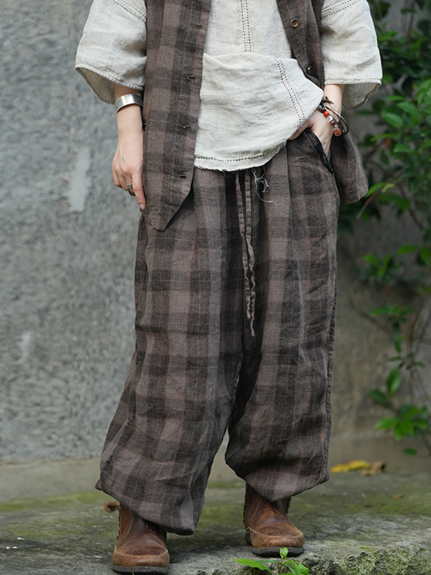 Брюки PengPeng Home 526 из льна в винтажном стиле, легкие, мягкие, в клетку, цвет «Облачный туман», повседневные, прямые, свободного кроя, длинные, для женщин...
Брюки PengPeng Home 526 из льна в винтажном стиле, легкие, мягкие, в клетку, цвет «Облачный туман», повседневные, прямые, свободного кроя, длинные, для женщин...