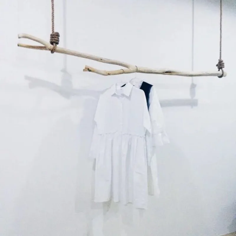 Natural peeled branches, solid wood preservative dried branches hanging hangers, retro decoration in clothing stores
Natural peeled branches, solid wood preservative dried branches hanging hangers, retro decoration in clothing stores