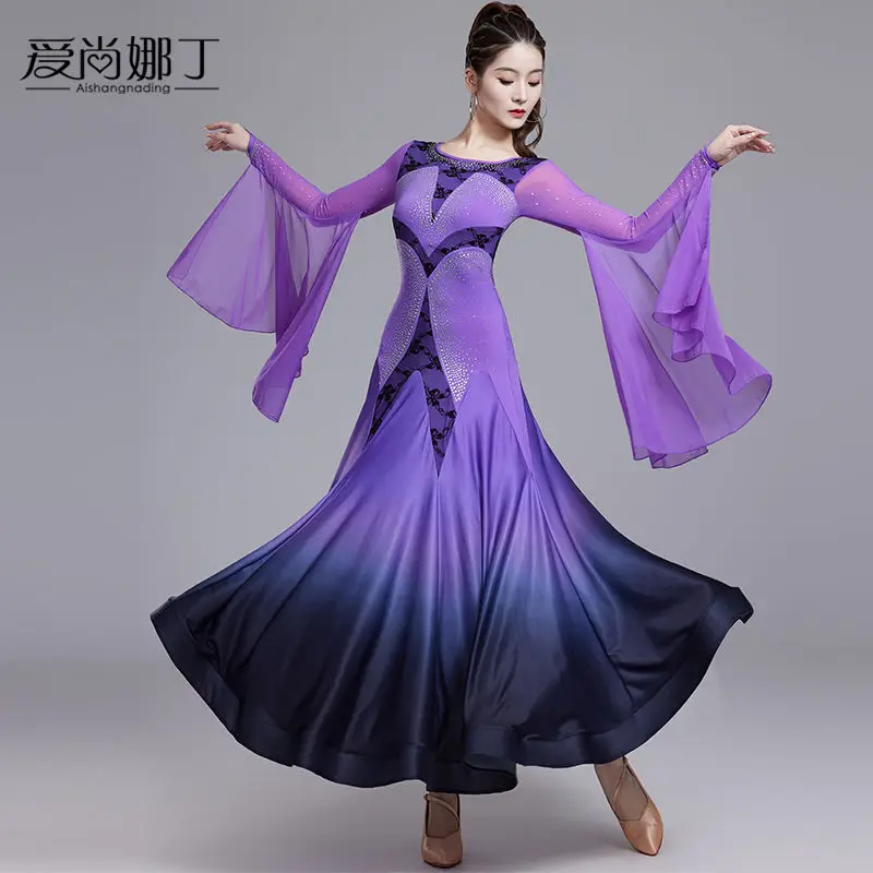 New National Standard Waltz Friendship Dance Modern Dance Skirt Professional Competition Performance Dress Big Swing Dress
New National Standard Waltz Friendship Dance Modern Dance Skirt Professional Competition Performance Dress Big Swing Dress