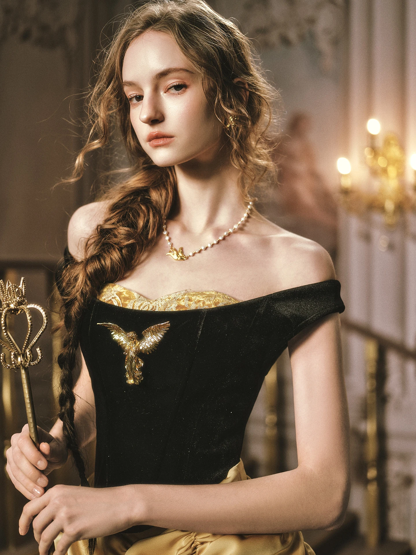 Limited Edition Vintage Heavy Embroidery Fishbone Corset Top Women's French Style Lace Made Golden Eagle Goddess Spring New Year
Limited Edition Vintage Heavy Embroidery Fishbone Corset Top Women's French Style Lace Made Golden Eagle Goddess Spring New Year