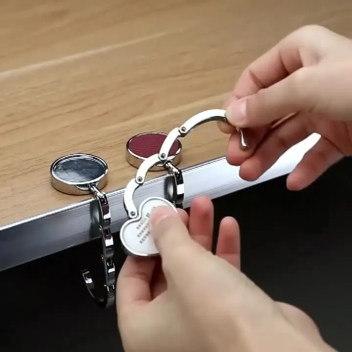 Portable Fashion Folding Crystal Alloy Purse Handbag Bag Hanger Hook Holder Table Hook Unique Parts Accessories Multifunctional
Portable Fashion Folding Crystal Alloy Purse Handbag Bag Hanger Hook Holder Table Hook Unique Parts Accessories Multifunctional