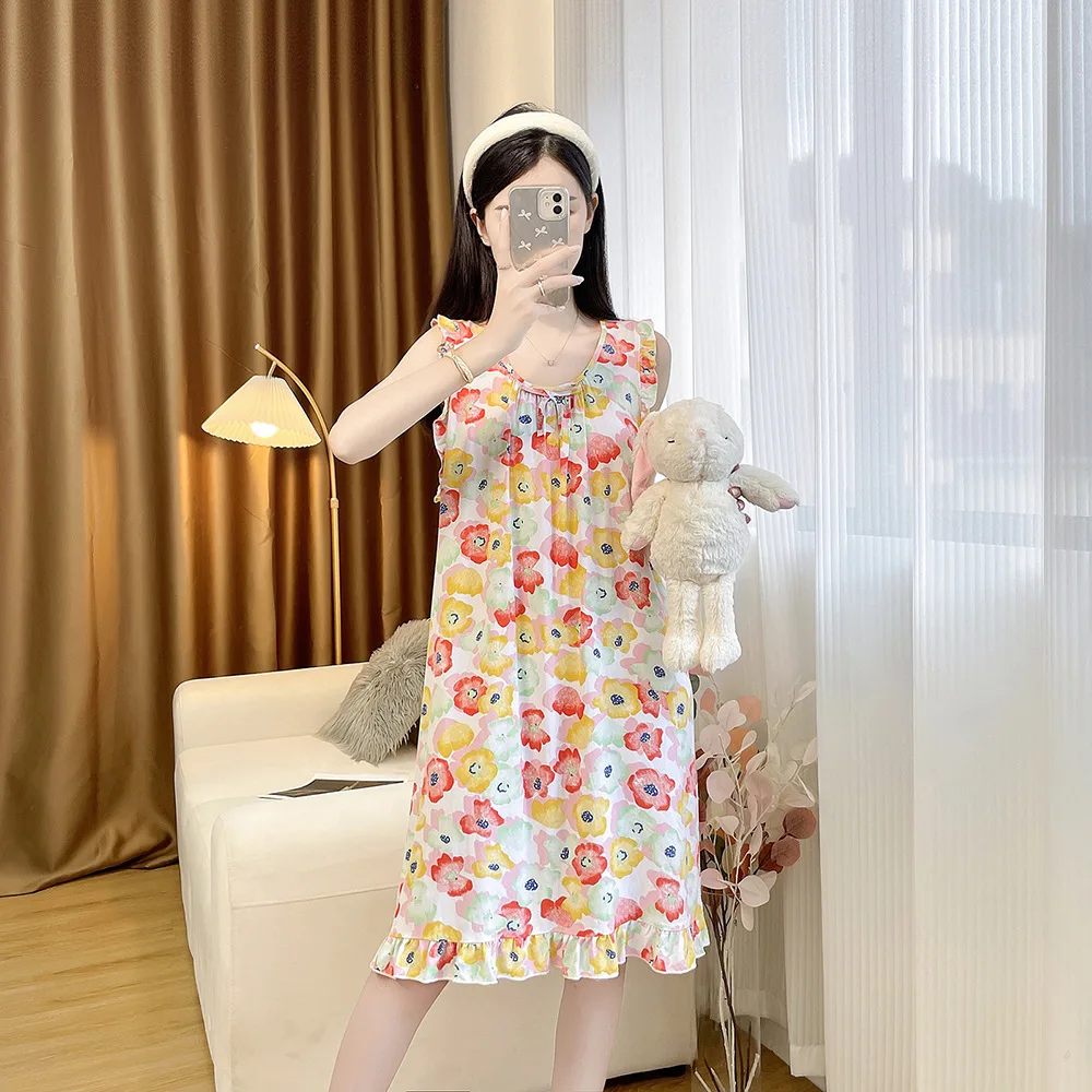 Summer New round Neck Sleep Dress Women Silk Cotton Floral Print Artificial Cotton Strap Loose Large Size Nightgown Home Clothes
Summer New round Neck Sleep Dress Women Silk Cotton Floral Print Artificial Cotton Strap Loose Large Size Nightgown Home Clothes