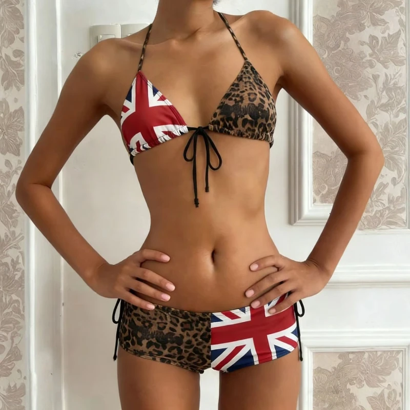 Sexy Spice Girl American Summer Casual Fashion Leopard Flag Printing Splicing Split Two Piece Harajuku Beach Vacation Bikini Set
Sexy Spice Girl American Summer Casual Fashion Leopard Flag Printing Splicing Split Two Piece Harajuku Beach Vacation Bikini Set