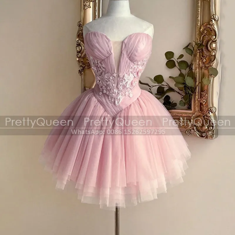 Customized Short Bridesmaid Dresses Appliques Tiered A Line Strapless Tulle Wedding Party Dress For Women
Customized Short Bridesmaid Dresses Appliques Tiered A Line Strapless Tulle Wedding Party Dress For Women