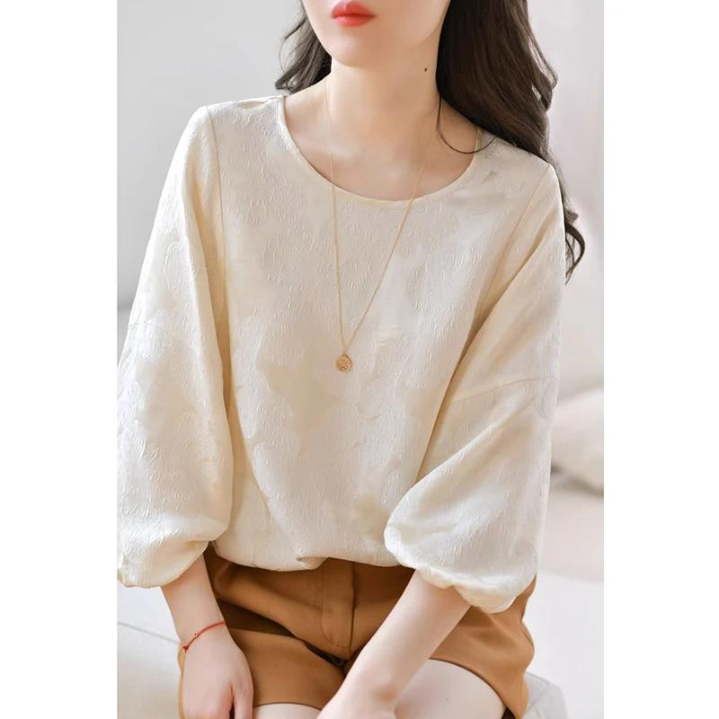 Новая летняя женская блузка с вышивкой и рукавами-фонариками, повседневная, из плотной ткани, с эффектом стройности, модная, для офиса и на каждый день
Новая летняя женская блузка с вышивкой и рукавами-фонариками, повседневная, из плотной ткани, с эффектом стройности, модная, для офиса и на каждый день