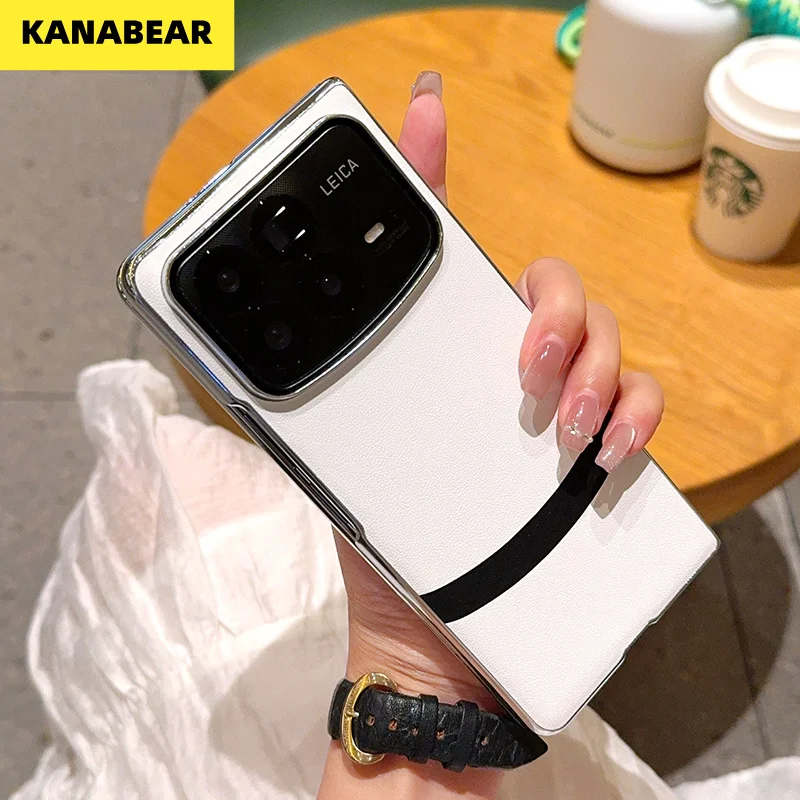 Personality Patchwork Suede Case for Xiaomi Mix Fold 4,Silver-Plated Edge Shockproof,Camera Protection Foldable Phone Cover
Personality Patchwork Suede Case for Xiaomi Mix Fold 4,Silver-Plated Edge Shockproof,Camera Protection Foldable Phone Cover