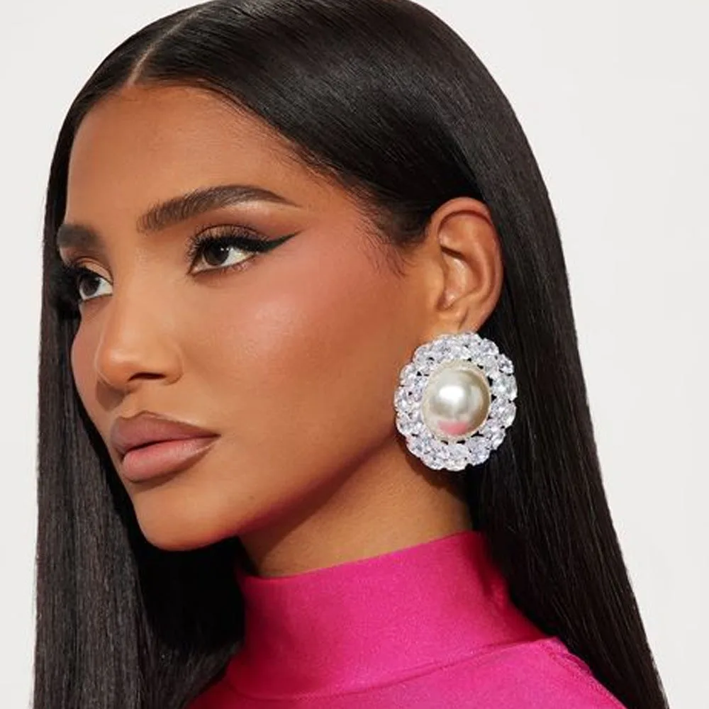 Exaggerate Round Luxury Pearl Earrings Women Vintage Style Rhinestone Stud Earrings Wedding Jewelry Anniversary Gift
Exaggerate Round Luxury Pearl Earrings Women Vintage Style Rhinestone Stud Earrings Wedding Jewelry Anniversary Gift