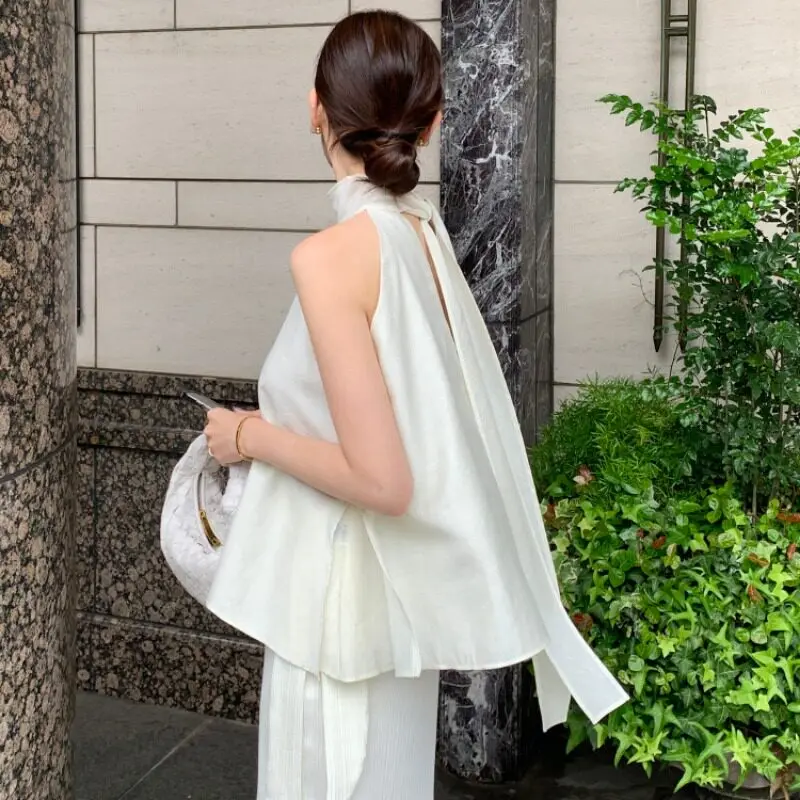 Korean Style Women's Shirt Bow Design Simple Elegant Casual Loose Fit Breathable Skin-Friendly Summer Top for Young Girls
Korean Style Women's Shirt Bow Design Simple Elegant Casual Loose Fit Breathable Skin-Friendly Summer Top for Young Girls