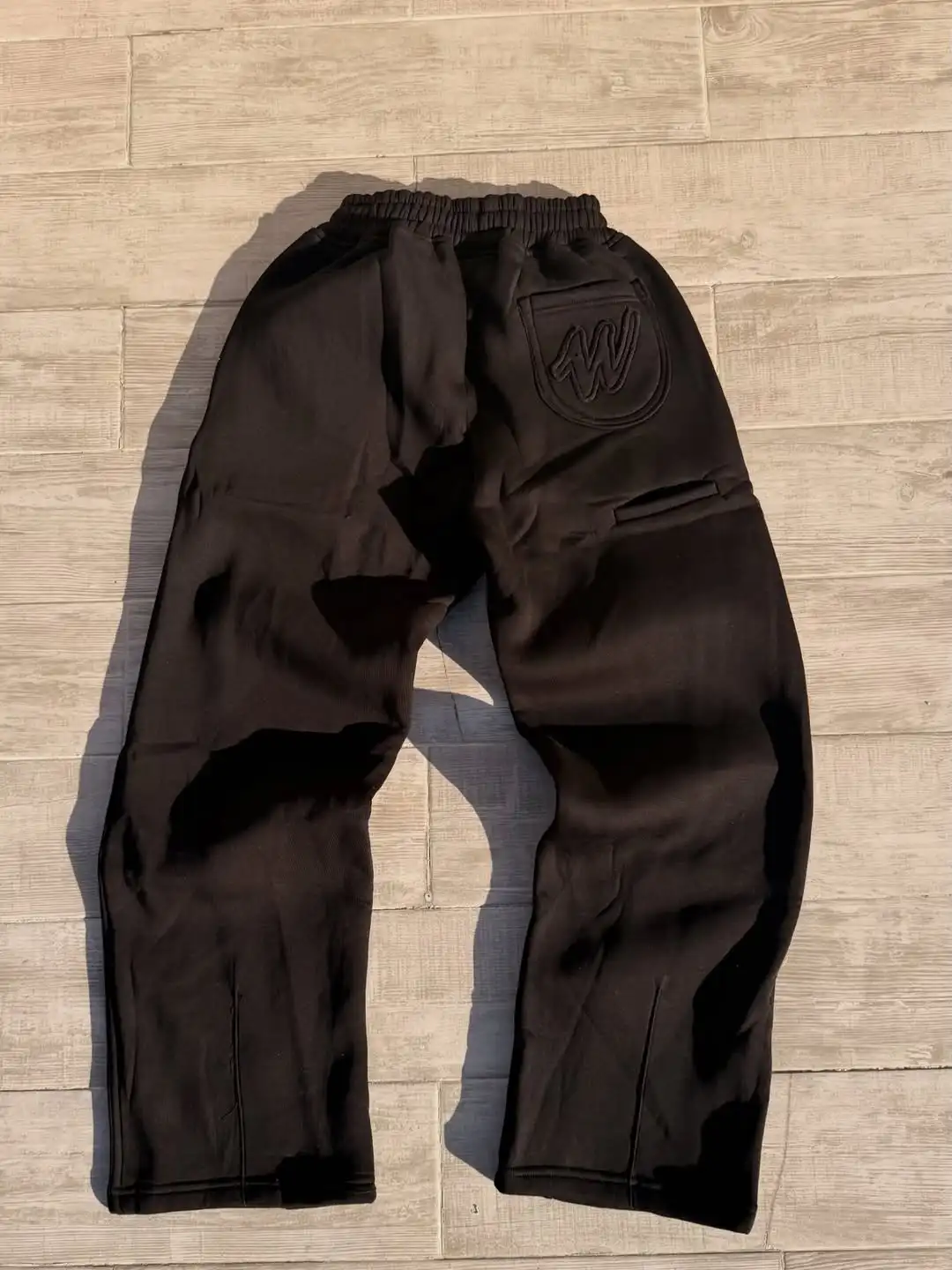 2026 New Unisex Oversized Sweatpants Embroidered Pocket Loose Fit Streetwear Casual Trousers Men Women
2026 New Unisex Oversized Sweatpants Embroidered Pocket Loose Fit Streetwear Casual Trousers Men Women