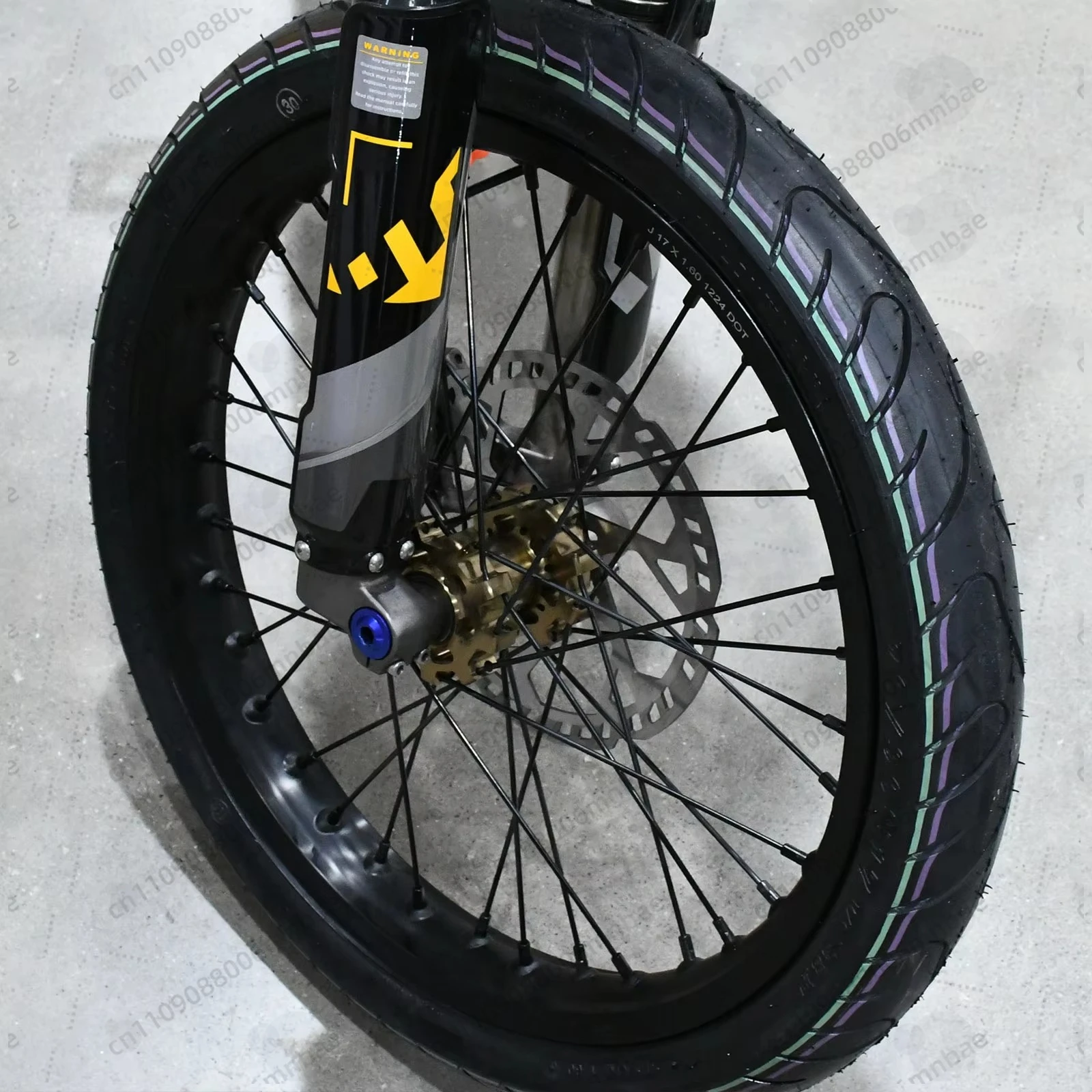 17-дюймовые и 16-дюймовые колеса для комплекта колес Light Bee Superbike, дорожный комплект колес
17-дюймовые и 16-дюймовые колеса для комплекта колес Light Bee Superbike, дорожный комплект колес