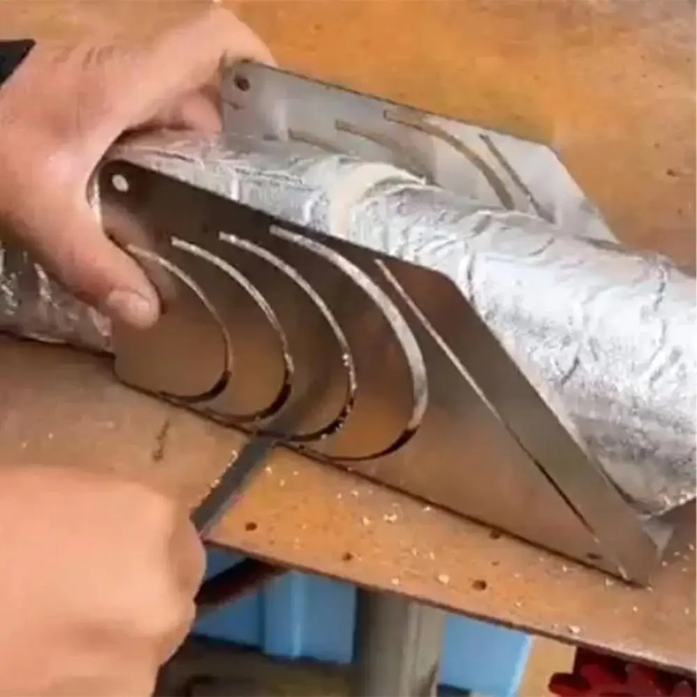 Professional Foam Pipe Cutter Tool 45° Rubber Insulation Adjustable Size Pipe Cutter Smooth Arcs Precise 45° Angles
Professional Foam Pipe Cutter Tool 45° Rubber Insulation Adjustable Size Pipe Cutter Smooth Arcs Precise 45° Angles