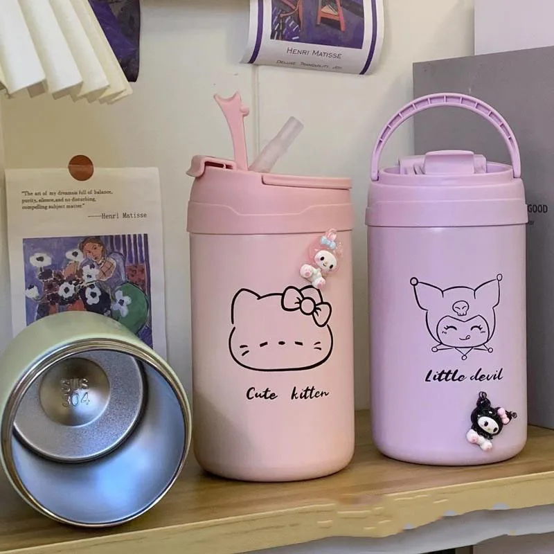 Hellokitty Cinnamoroll New Double Drink Insulation Cup Kawaii with Handle Simple Large Capacity Water Cup Ins Cartoon Straw Cup 
Hellokitty Cinnamoroll New Double Drink Insulation Cup Kawaii with Handle Simple Large Capacity Water Cup Ins Cartoon Straw Cup