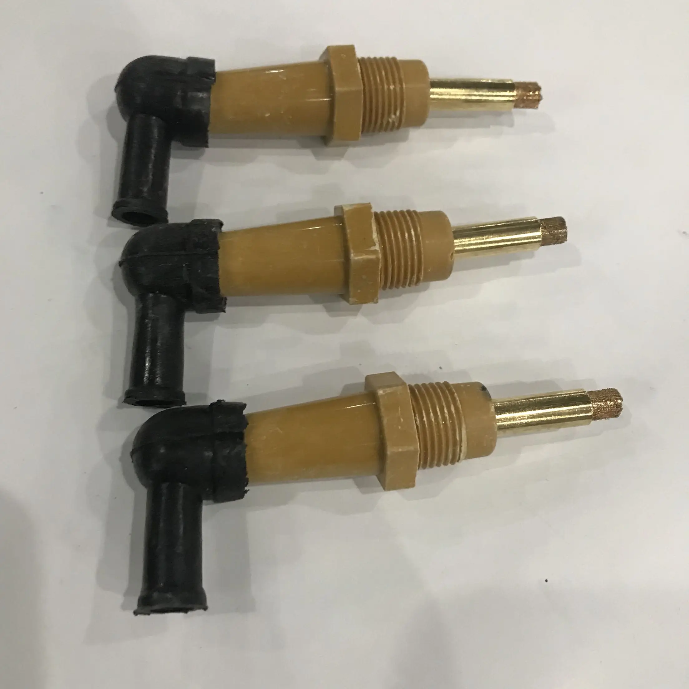 High quality and high wear resistance clutch brush paper cutting machine pipe type solid core
High quality and high wear resistance clutch brush paper cutting machine pipe type solid core