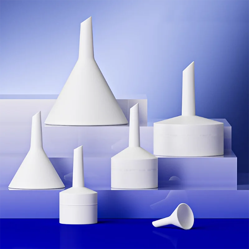 PTFE funnel tetrafluorotriangle funnel PTFE split funnel resistant to strong acid laboratory suction filter funnel device
PTFE funnel tetrafluorotriangle funnel PTFE split funnel resistant to strong acid laboratory suction filter funnel device