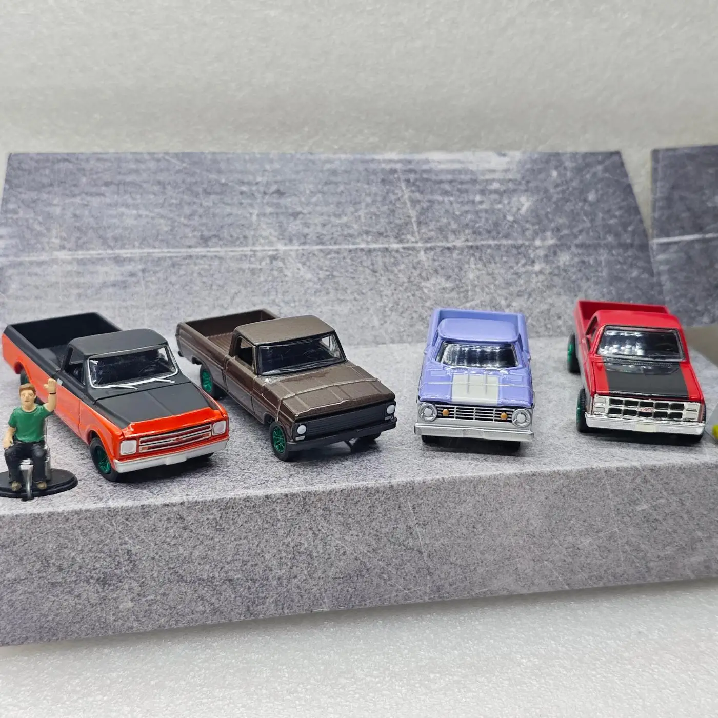 GreenLight 1:64 Multi-Car Perspective View-Jamboree Truck Имитация легкосплавного автомобиля Коллекционные украшения Игрушка Детский подарок
GreenLight 1:64 Multi-Car Perspective View-Jamboree Truck Имитация легкосплавного автомобиля Коллекционные украшения Игрушка Детский подарок