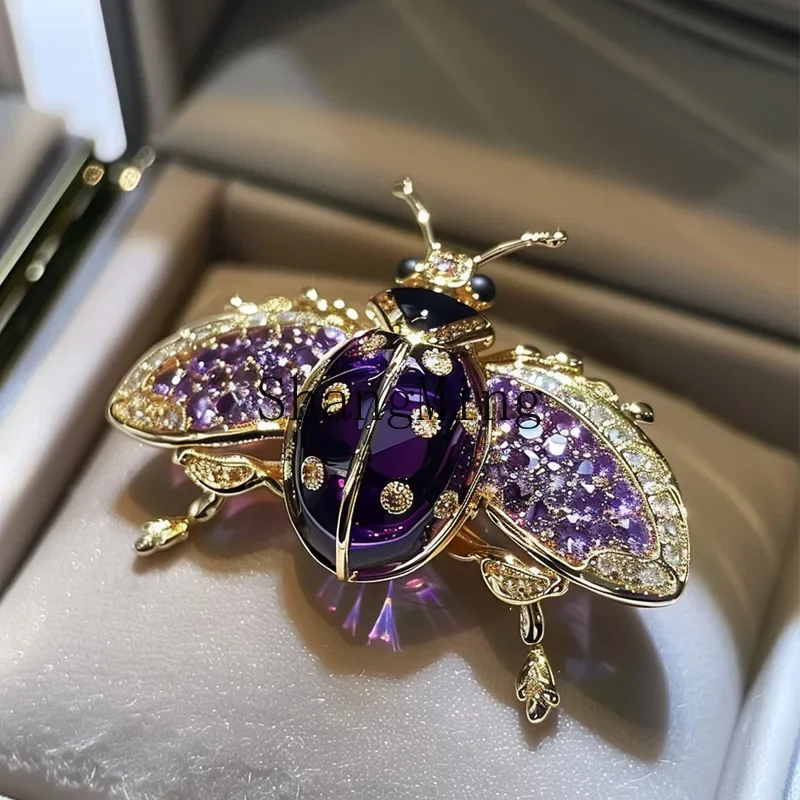 CLL Boxinyun popular style Beetle brooch light luxury exquisite high-end personalized clothing accessories explosion
CLL Boxinyun popular style Beetle brooch light luxury exquisite high-end personalized clothing accessories explosion