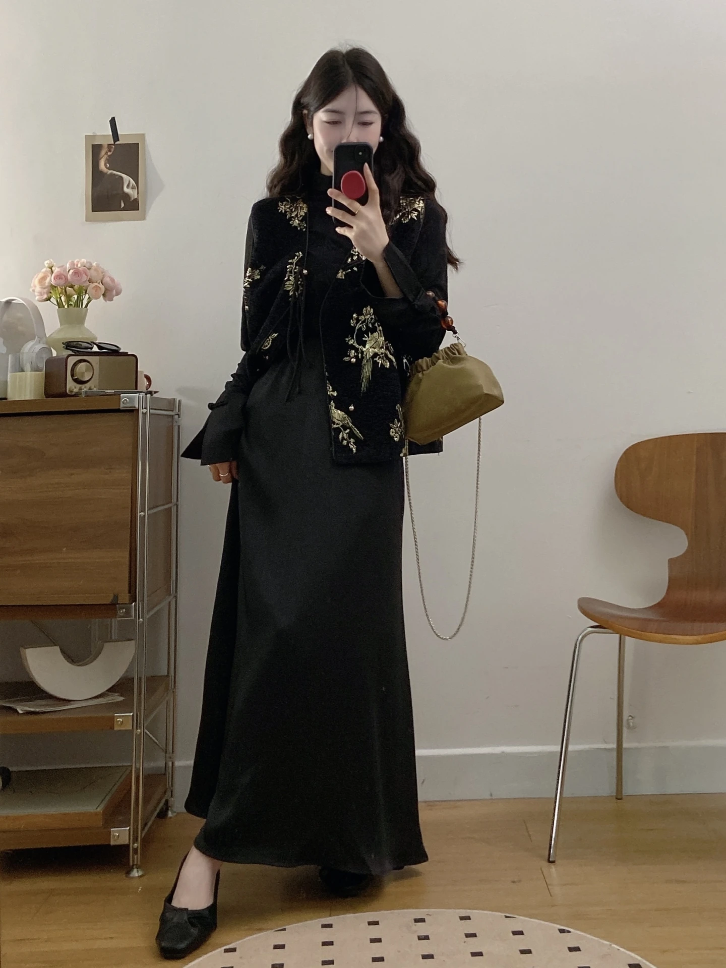New Chinese Style High Waist Slimming Long Sleeve Vest Skirt Set Fashionable Commute Style Print Pattern Mid-Thick Autumn Wear
New Chinese Style High Waist Slimming Long Sleeve Vest Skirt Set Fashionable Commute Style Print Pattern Mid-Thick Autumn Wear