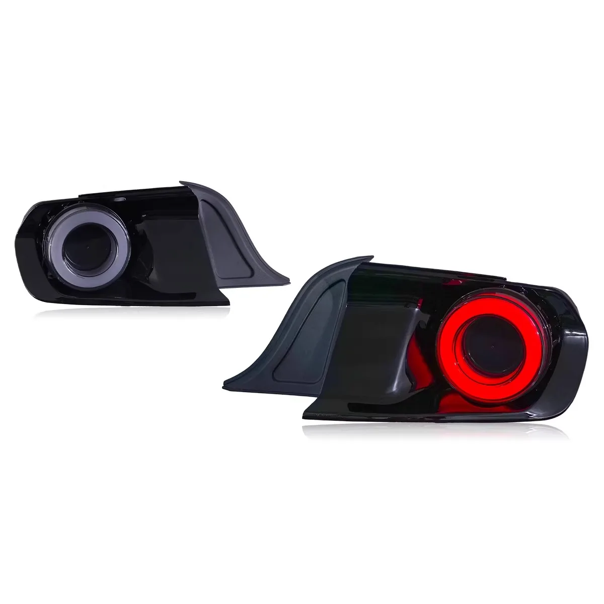 2015-2021 Suitable for Mustang rear tail light assembly modified LED streamer turn signal
2015-2021 Suitable for Mustang rear tail light assembly modified LED streamer turn signal