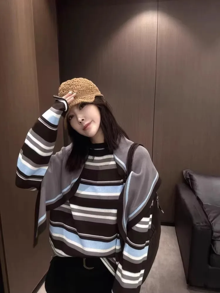 Премиальный комплект из двух предметов: вязаная футболка с длинным рукавом в полоску и драпированный топ на плечах для женщин, весна-осень
Премиальный комплект из двух предметов: вязаная футболка с длинным рукавом в полоску и драпированный топ на плечах для женщин, весна-осень