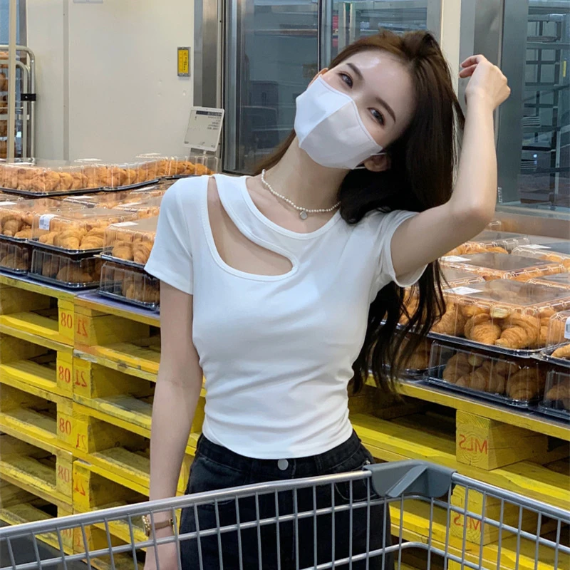 Sexy Hollow Out Off Shoulder Tees Women Korean Y2K Round Neck Skinny Slim Crop Tops Summer Basic Versatile Short Sleeve T Shirt
Sexy Hollow Out Off Shoulder Tees Women Korean Y2K Round Neck Skinny Slim Crop Tops Summer Basic Versatile Short Sleeve T Shirt