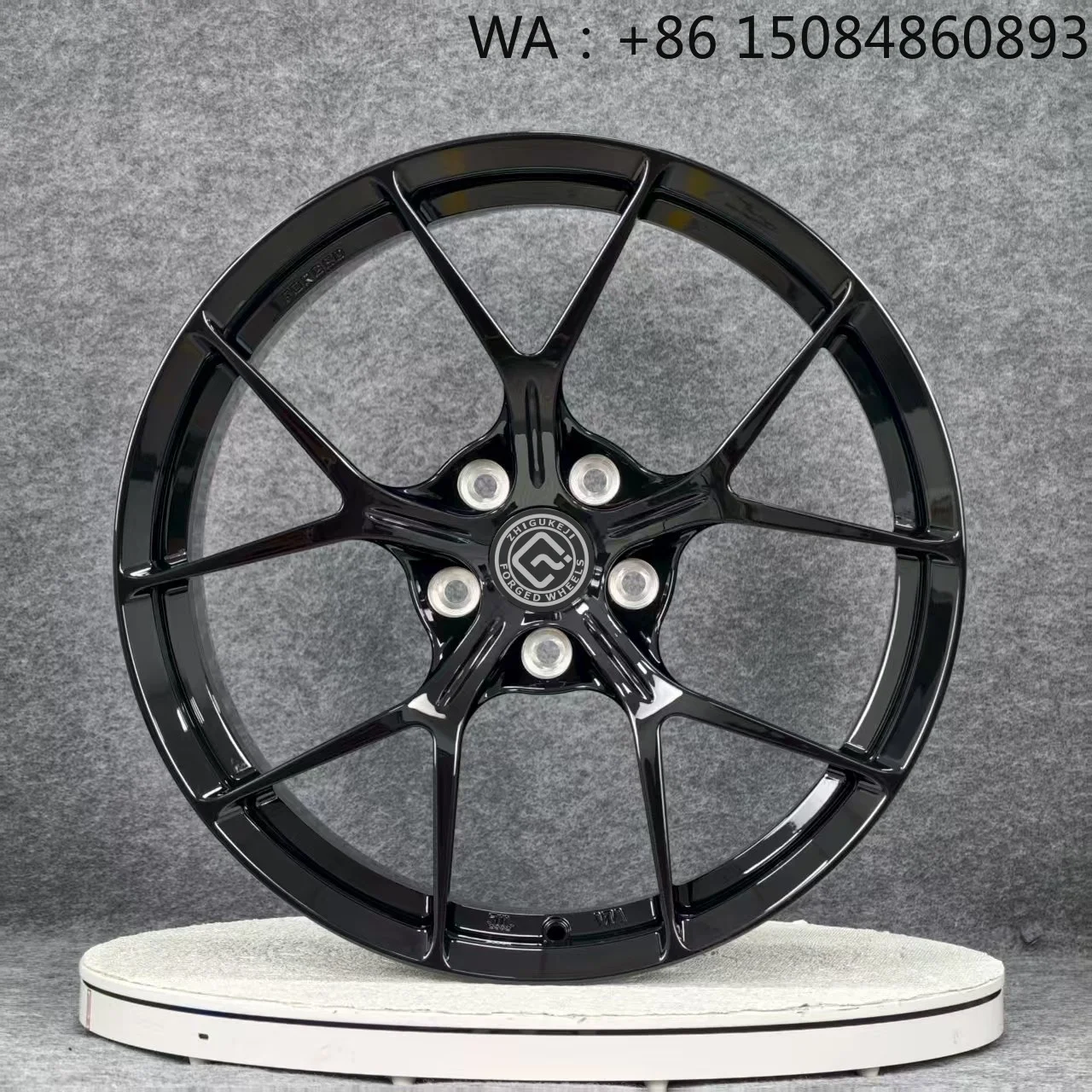 High end private customization glossy black OEM lightweight forged alloy wheels, full logistics delivery passenger car performan
High end private customization glossy black OEM lightweight forged alloy wheels, full logistics delivery passenger car performan