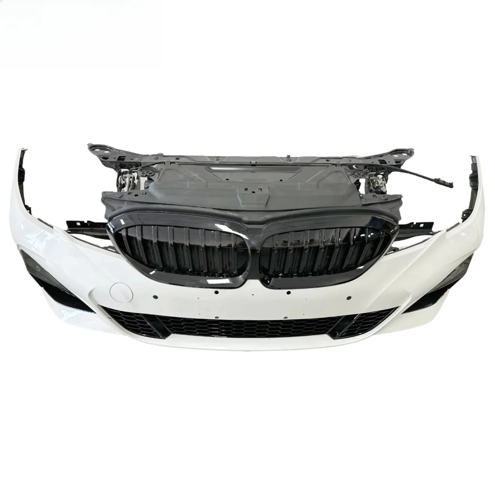 Suitable for 3 Series G20 Original Second-hand High-quality Car Body Kit Front Bumper Radiator
Suitable for 3 Series G20 Original Second-hand High-quality Car Body Kit Front Bumper Radiator