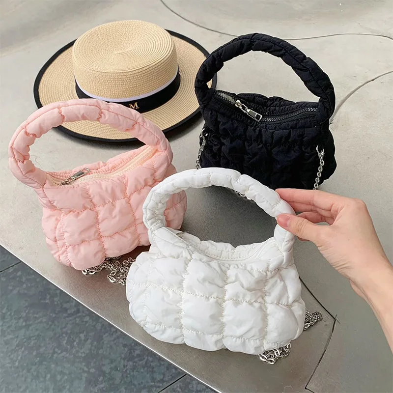 Nylon Pleated Light Ladies Handbags For Women Luxury Designer Purses 2023 New Fashion Small Chains Bubble Shoulder Crossbody Bag
Nylon Pleated Light Ladies Handbags For Women Luxury Designer Purses 2023 New Fashion Small Chains Bubble Shoulder Crossbody Bag