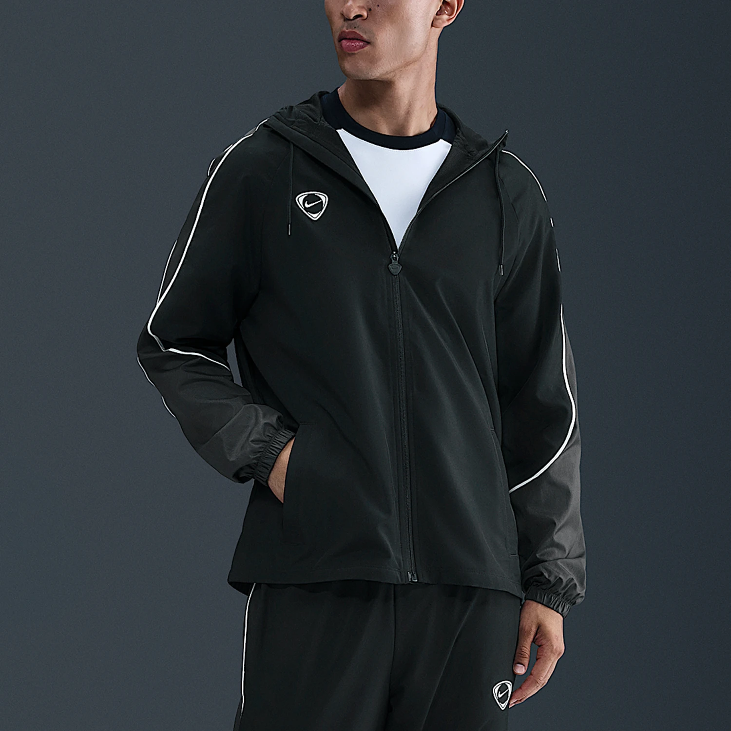 Nike Authentic Academy+ Repel Men's Zipper Football Jacket HV3581-010
Nike Authentic Academy+ Repel Men's Zipper Football Jacket HV3581-010