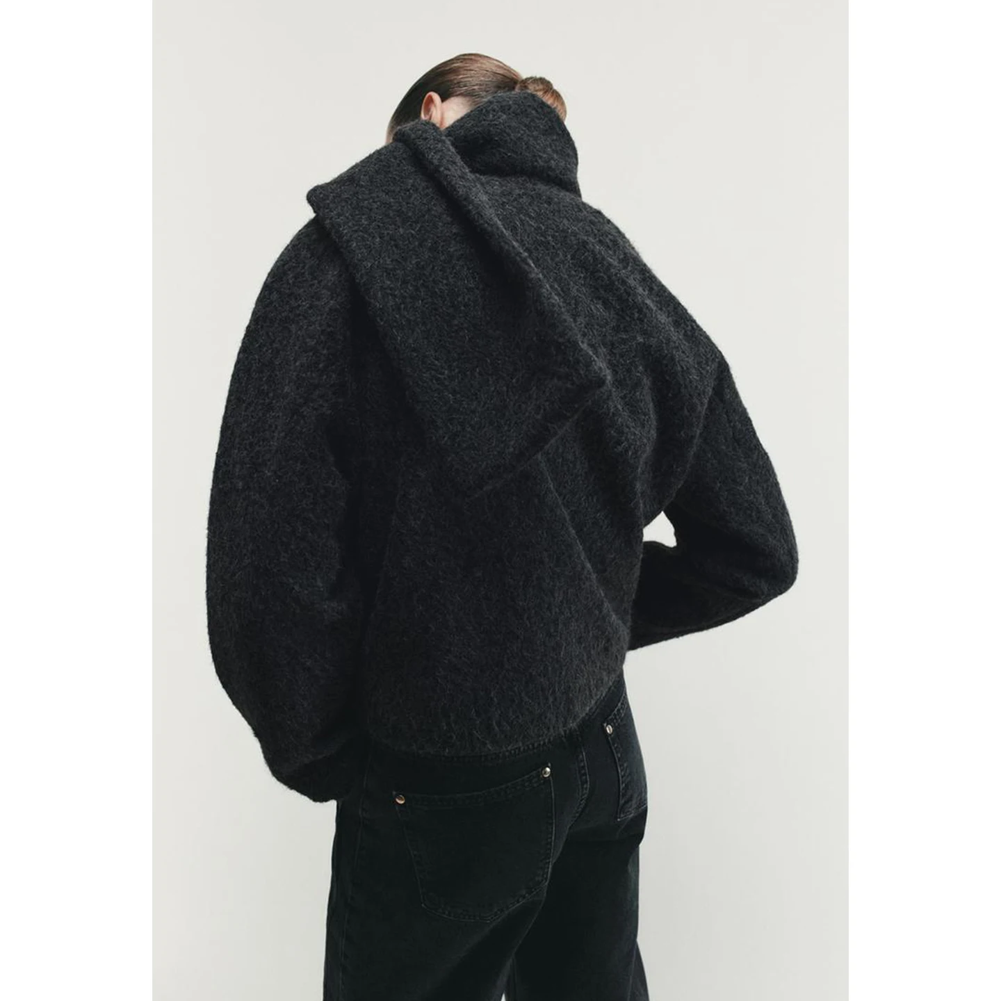 Осень-зима, новое женское пальто Faion Briti Sle круглое Ne Long Sve ort со съемным шарфом из полиэфирного волокна 00%
Осень-зима, новое женское пальто Faion Briti Sle круглое Ne Long Sve ort со съемным шарфом из полиэфирного волокна 00%