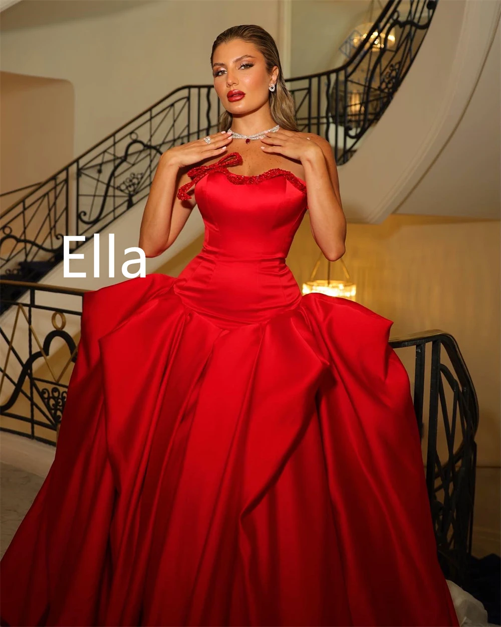 Customized Simple Red Satin Evening Dress Temperament Strapless Prom Dress High Quality Sweep Train Bespoke Occasion Gowns
Customized Simple Red Satin Evening Dress Temperament Strapless Prom Dress High Quality Sweep Train Bespoke Occasion Gowns