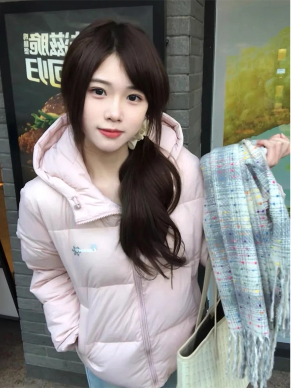 Korean Style Short Oversize Cotton Jacket Women's Winter Thick Warm Hooded down Coat Pink Color Small Size Friendly Fashion
Korean Style Short Oversize Cotton Jacket Women's Winter Thick Warm Hooded down Coat Pink Color Small Size Friendly Fashion