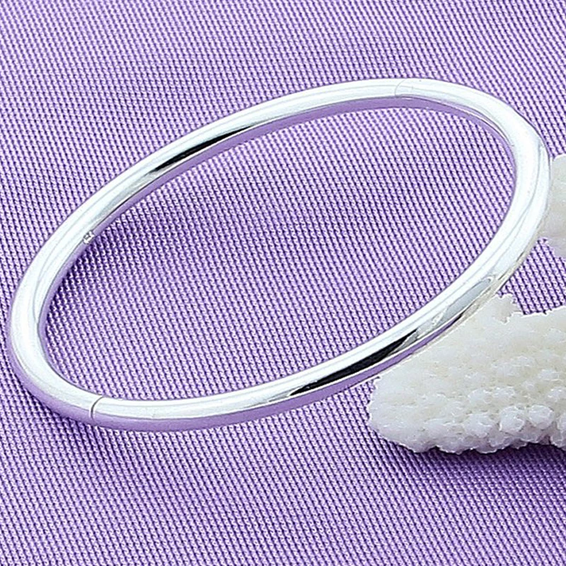 Fashion Jewelry Simple Solid Smooth Cuff Bracelet for Women Wedding Engagement Gift - 925 Sterling Silver Bangles
Fashion Jewelry Simple Solid Smooth Cuff Bracelet for Women Wedding Engagement Gift - 925 Sterling Silver Bangles