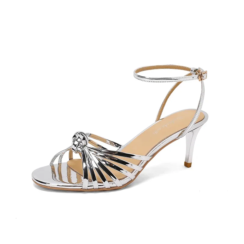 Gorgeous Bow High Heel Sandals Metal Buckle Latin Dance Shoes Pointed Stiletto New Women's Sandals For Banquet Party Dance
Gorgeous Bow High Heel Sandals Metal Buckle Latin Dance Shoes Pointed Stiletto New Women's Sandals For Banquet Party Dance