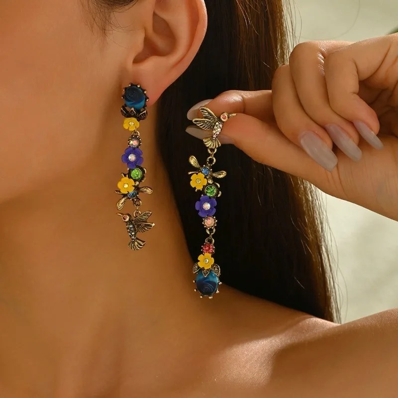 Vintage Hummingbird Flower Drop Earrings Colorful Gem Statement Dangle Earring Bohemian Retro Jewelry For Women Party Daily Gift
Vintage Hummingbird Flower Drop Earrings Colorful Gem Statement Dangle Earring Bohemian Retro Jewelry For Women Party Daily Gift